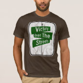 通り上の勝利-ヒップホップ通り Tシャツ (正面)