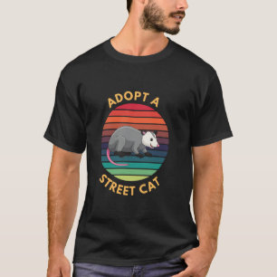 通り猫を採用する opossum tシャツ