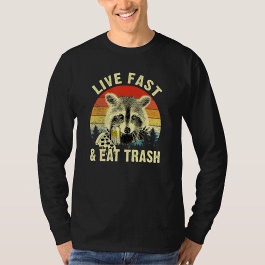 速いゴミ食べのラクーンのキャンプやハイキングに住む Tシャツ (正面)
