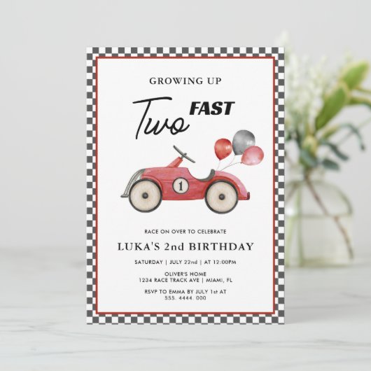 速い赤いレースカーの男の子の2歳の誕生日 招待状 (スタンド正面)