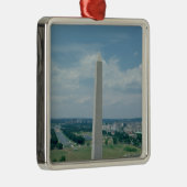 造られるワシントン記念塔1848-85年 メタルオーナメント (右)