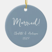 連パーソナライズされた結婚した組の手書き青 セラミックオーナメント (正面)