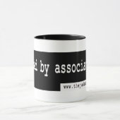 連合によって疲れ切った マグカップ (中央)