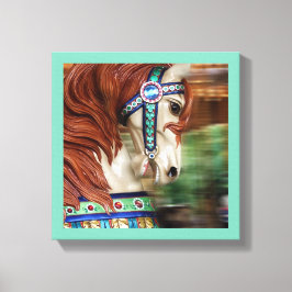 連色彩の鮮やかメリー列の馬のゴーラウンド6 キャンバスプリント