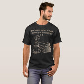 週に何晩6-7Tを読むべきか Tシャツ (正面フル)