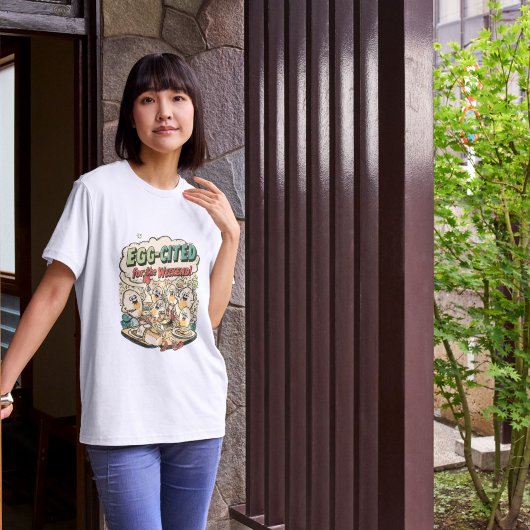 週末が楽しみなタマゴ 楽しいタマゴのダジャレ ブランチ Tシャツ