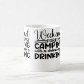 週末の天気予報:キャンプと飲みのチャンス コーヒーマグカップ (中央)
