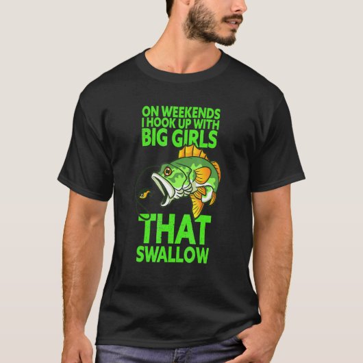週末は大きな魚と釣りをする Tシャツ (正面)