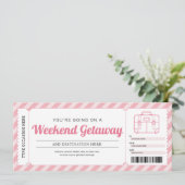 週末旅行 ピンクのギフト 旅行券 招待状 (スタンド正面)