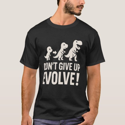 進化し続ける - 太字の恐竜エボリューション Tシャツ (正面)