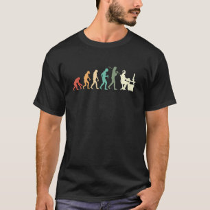 進化グラフィックゲームプレーヤーゲーマーP Tシャツ