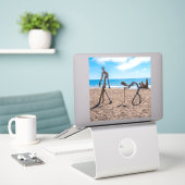 進化 シール (デスク上のノートパソコン)