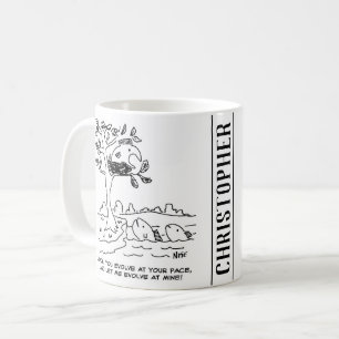 進化。巣の中の魚。 コーヒーマグカップ