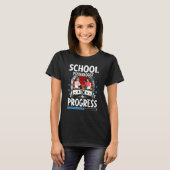 進学中の学校の心理学者研修生 Tシャツ (正面フル)