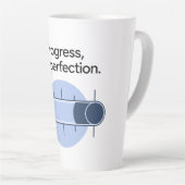 進歩は完全ではない カフェラテマグ (右アングル)