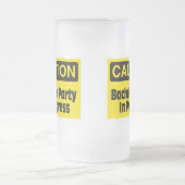 進行中のバチュラーパーティ フロストグラスビールジョッキ (中央)