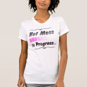 進行中の熱い混乱… Tシャツ