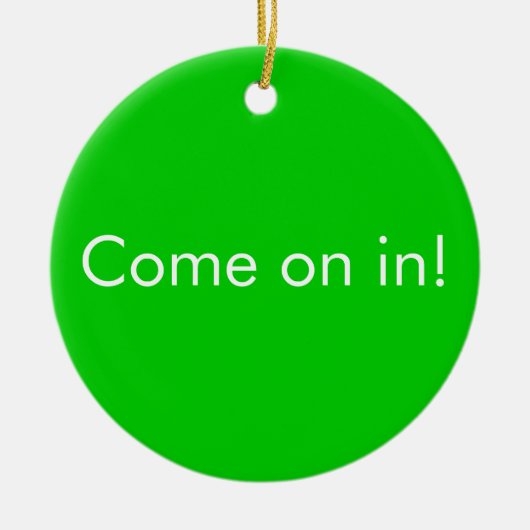 進行中を/洗面所のドアの印で来られてダウンロードして下さい セラミックオーナメント (正面)