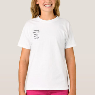 遅延は私のせいじゃない… 運命のせいだ… Tシャツ