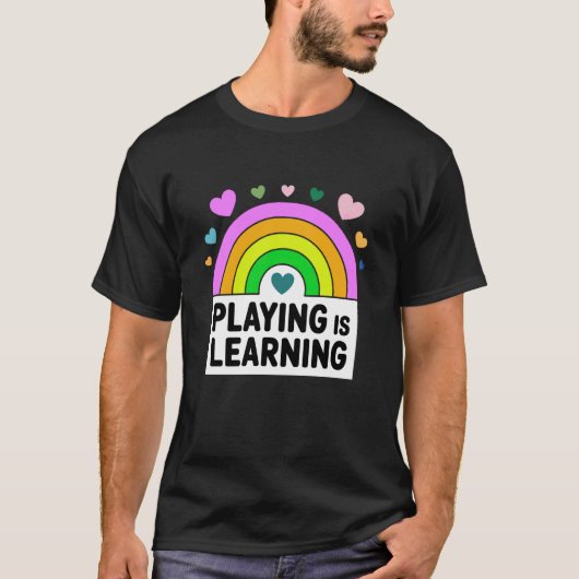 遊びを通じた学び 幼児教育 ECE Tシャツ (正面)