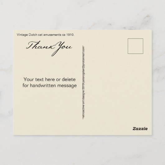 遊び場のブランコで遊ぶユーモアあふれる猫たち ありがとう ポストカード (裏面)