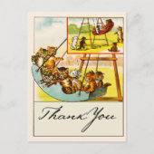 遊び場のブランコで遊ぶユーモアあふれる猫たち ありがとう ポストカード (正面)