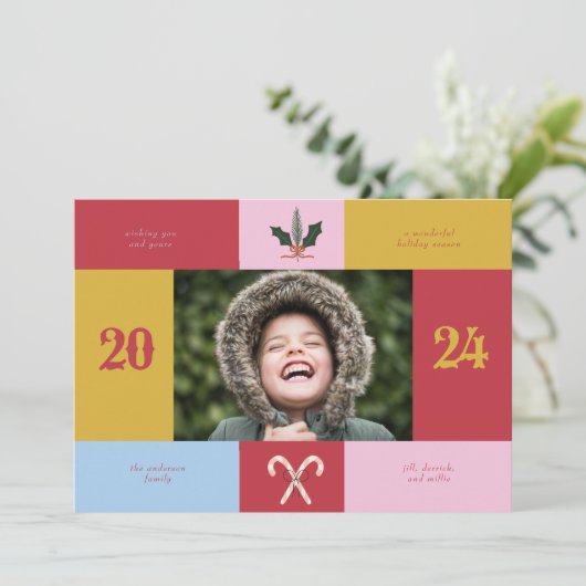 遊び心あふれるカラフルな虹色カラーブロックのホリデーカード 招待状 (スタンド正面)