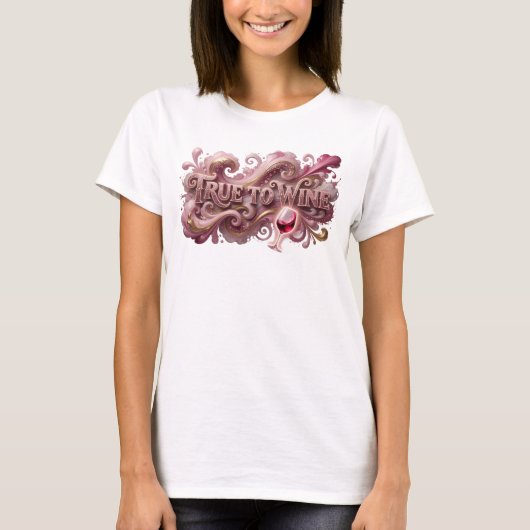 遊び心あふれるピンクのTRUE TO WINE Tシャツ (正面)