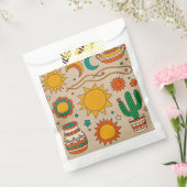 遊び心あふれるボヘミアンパターン 手描きの太陽と月 フェイバーバッグ (封をした状態)