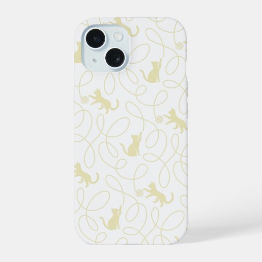 遊び心あふれる猫と毛糸玉の柄 ライトベージュ iPhone 15ケース (裏面)