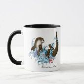 遊び心あふれる青いカワウソの水しぶき マグカップ (左)