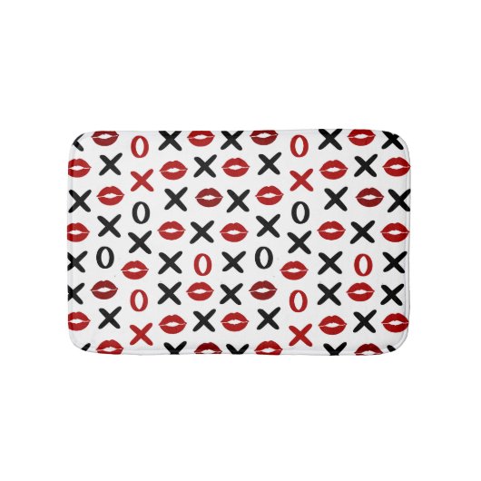 遊び心あふれるXOと赤い唇のモダンラブパターン バスマット (正面)