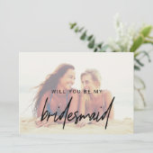 遊び心のあるカリグラフィー | 色褪せた写真のブライズメイド 招待状 (スタンド正面)