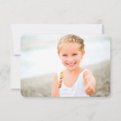 遊び心のあるピンクのカップケーキの木 子供の誕生日写真 サンキューカード (裏面)