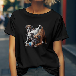 遊び心のあるボクサー犬とボール Tシャツ