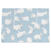 遊んでいるヤギ-空色 ラージペーパーバッグ (正面)