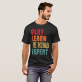 遊学Be Kind Repeat Plantsレトロ統一日 Tシャツ (正面フル)