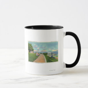 遊歩道のコールズの丘の眺め マグカップ