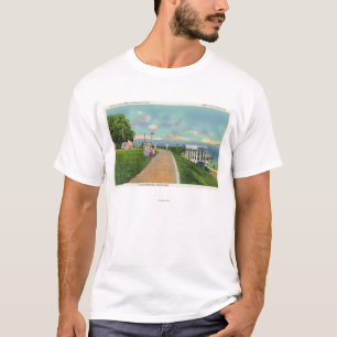 遊歩道のコールズの丘の眺め Tシャツ
