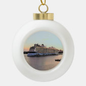 遊航船とのナッサウ港の夜明け セラミックボールオーナメント (正面)