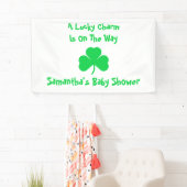 運の良いチャームが進んでいる 横断幕 (インサイチュ)