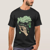 運の雲パトリックの日 Tシャツ (正面)