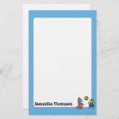 運動場の友人を持つ幼稚園のMaisy 便箋 (正面/裏面)