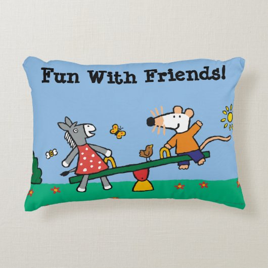 運動場のMaisyそして正気でないシーソー アクセントクッション (正面)