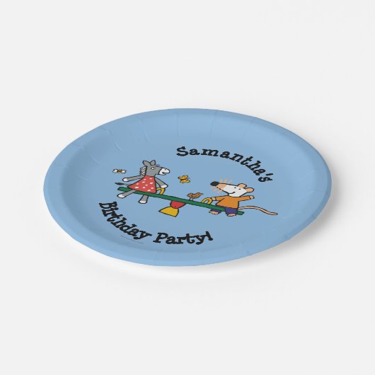 運動場のMaisyそして正気でないシーソー ペーパープレート (アングル)