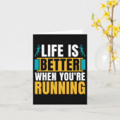 運動競技で走はクロスカントリーの生活が良い カード (黄色い花)