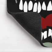 運命のゾンビの顔 マウスパッド (コーナー)