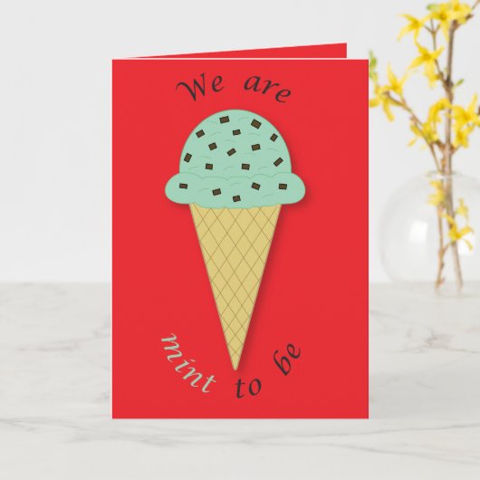 運命のバレンタインキュートな駒コメイチゴのアイス カード (黄色い花)