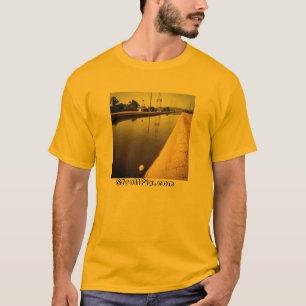 運河の球のユニセックスなティー Tシャツ