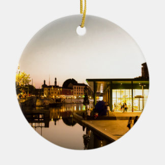 運河を見落とすミラノ セラミックオーナメント